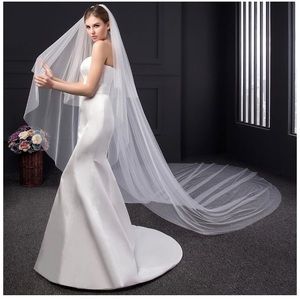2 tier IVORY veil 175”